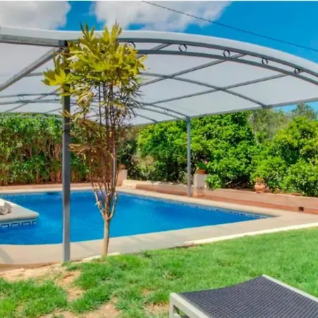 Holiday home Paradise Private Pool And Garden In A Natural Park For 9